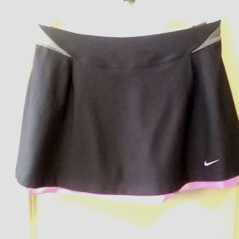 Nike NikeCourt Drii-FIT work out exercise skirt with shorts size M